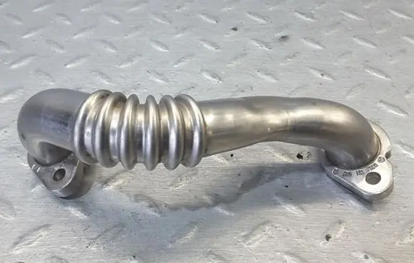 Volkswagen Jetta VI EGR valve line/pipe/hose 03L131520Q