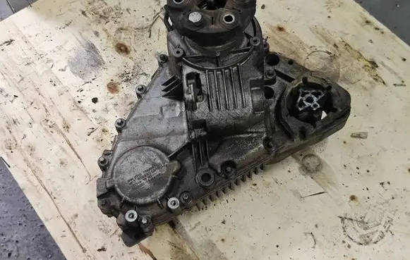 BMW X5M E70 Gearbox transfer box case 7599887 7489382 ATC700