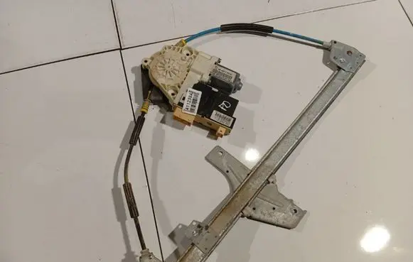Peugeot 307 Sliding door window regulator with motor