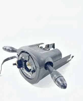 Wiper turn signal indicator stalk/switch