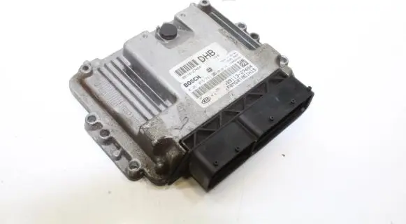 KIA Ceed Engine control unit/module 3911327454 0281015731