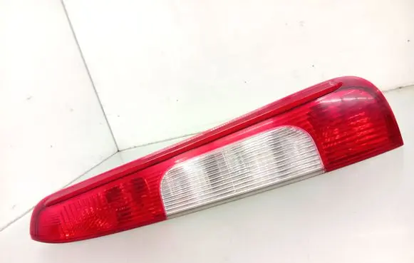 Ford Focus C-MAX Rear/tail lights 3M5113N411AA