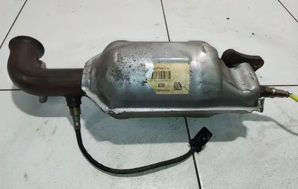 Peugeot 208 II Catalyst/FAP/DPF particulate filter 9834048080