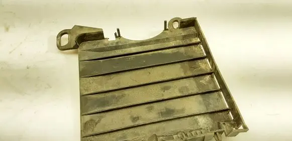 Audi A8 S8 D3 4E Other engine bay part 4E1907649B