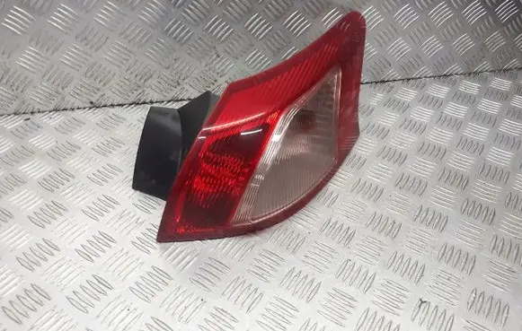 Mitsubishi Lancer VIII Rear tail light reflector 220-87977