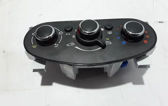 Dacia Duster Air conditioner control unit module N110122G