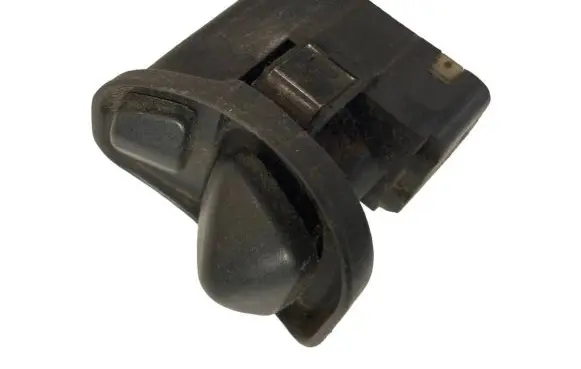 BMW 3 E30 Wing mirror switch 1369331 61311369331