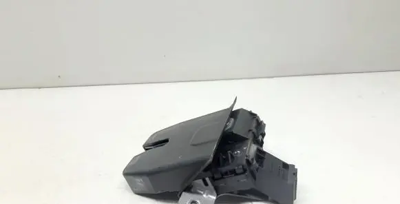 Volvo V50 Tailgate/trunk/boot lock/catch/latch 31276698