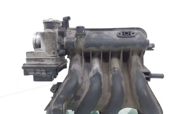 Mercedes-Benz Vaneo W414 Intake manifold A1661412825 A1661410401 96615004