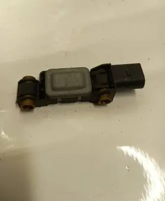 Audi A4 S4 B6 8E 8H Airbag deployment crash/impact sensor 8E0959643A 023180KV201E
