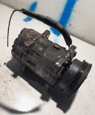Renault Megane I Air conditioning (A/C) compressor (pump) SD7V16