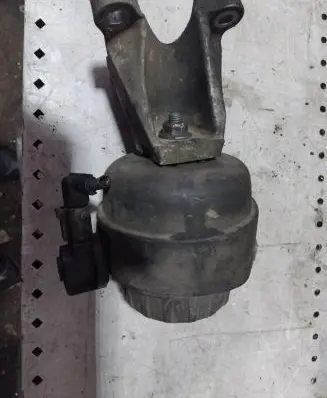 Audi A6 S6 C6 4F Engine mount bracket