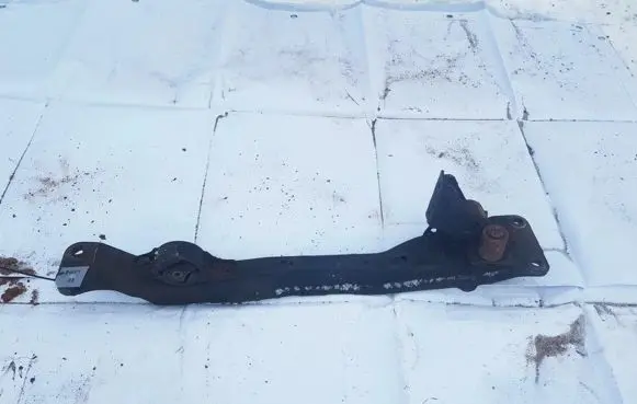 Volvo V50 Front subframe