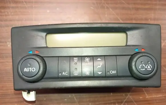 Renault Laguna II Climate control unit 8200264424 8200264424a
