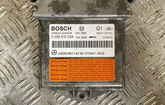 Volkswagen Crafter Airbag control unit/module A9064461142 0285010224 0704210009