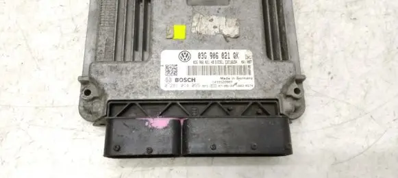 Volkswagen Golf Plus Engine control unit/module 03G906021QK 0281014055