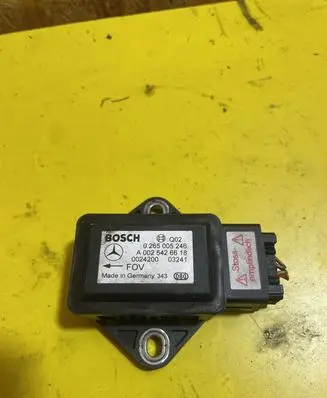 Mercedes-Benz E W211 ESP acceleration yaw rate sensor A00254266180 0265005246