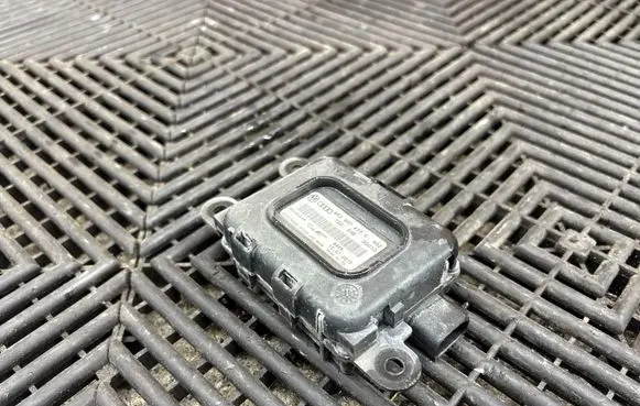 Porsche Panamera (970) Garage door switch 8K0907410C