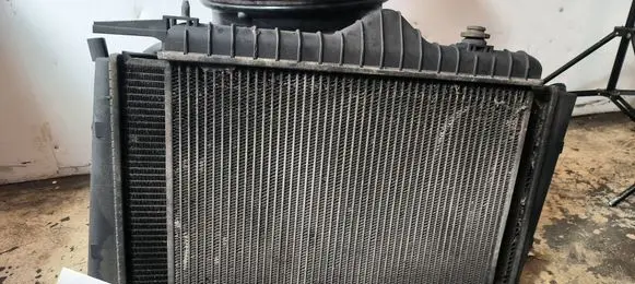 Volvo S40, V40 Coolant radiator