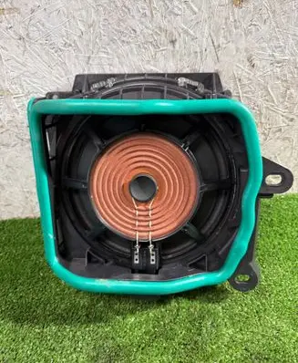 BMW 3 G20 G21 Subwoofer speaker 2622562 72861 19815910