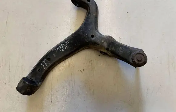 Volkswagen Amarok Front lower control arm/wishbone 21EC BRAZIL100
