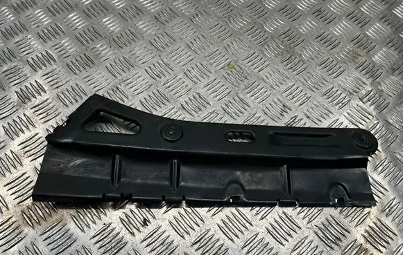 Skoda Octavia Mk2 (1Z) Rear bumper mounting bracket 1Z9807147 8103902