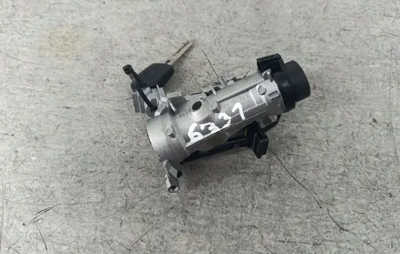 Volkswagen Touran I Ignition lock 1K0905851B