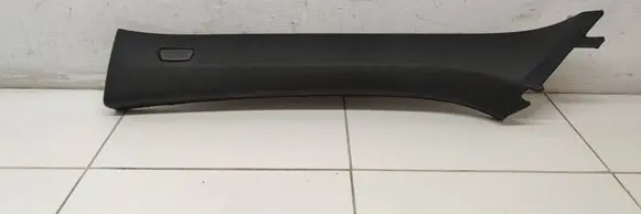 BMW 1 F40 (A) pillar trim 7444549