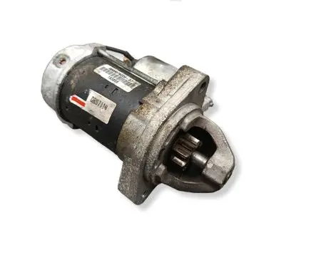 BMW X3 E83 Starter motor 674779 DRS7110