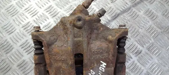 Ford Mondeo Mk III Front brake caliper