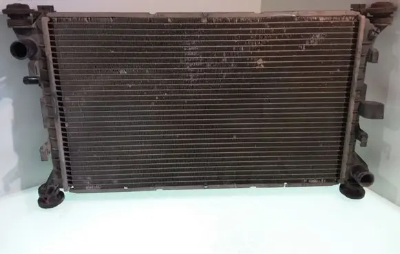 Ford Focus Coolant radiator 98AW8K160PF 98AB8005MF