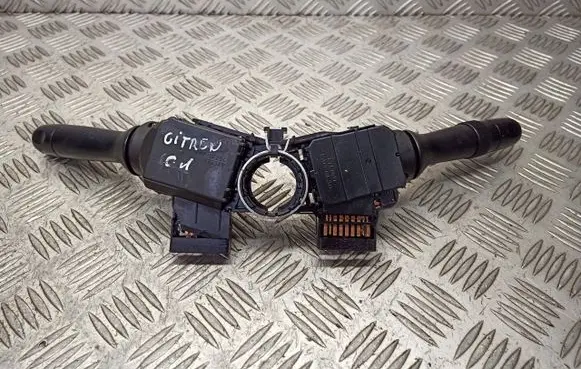Citroen C1 Headlight wiper switch 17F001
