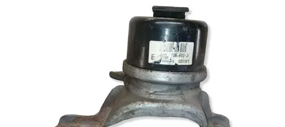 Volvo V60 Engine mount bracket 8G9N6F012