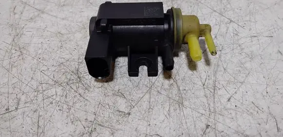 Volkswagen PASSAT B7 Turbo solenoid valve 1K0906627B CG34011464A