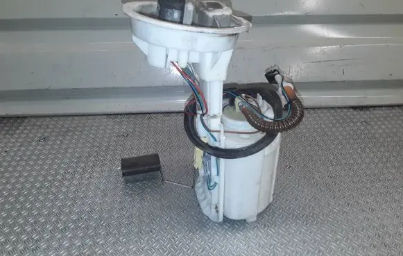 Mini One - Cooper R50 - 53 In-tank fuel pump 6766173