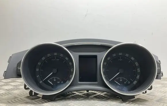 Skoda Superb B6 (3T) Speedometer (instrument cluster) 3T2920941M