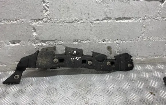 BMW Z4 E89 Fender foam support/seal 9128445