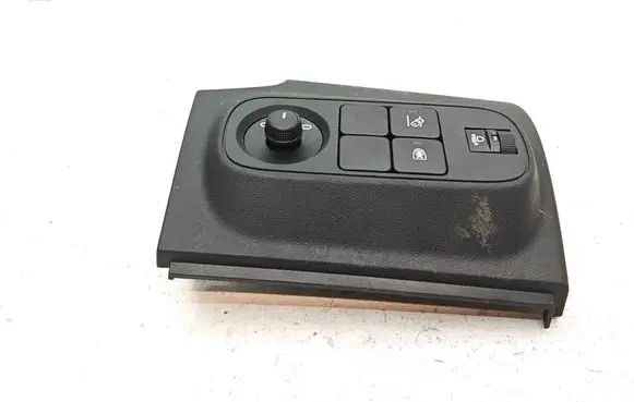 Citroen C3 Wing mirror switch 9812439977