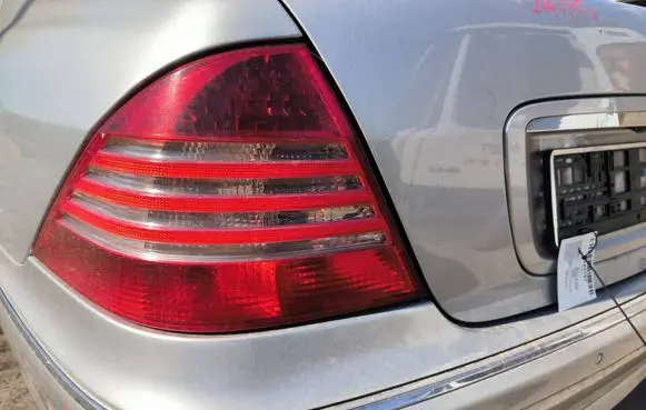 Mercedes-Benz S W220 Rear/tail lights