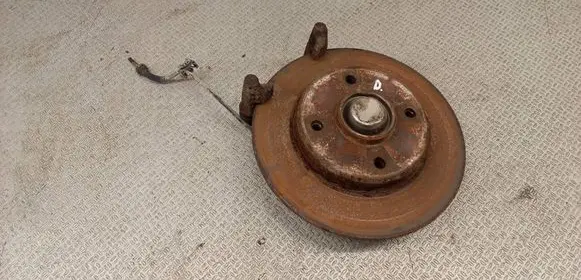 Peugeot 307 Rear wheel hub spindle/knuckle 