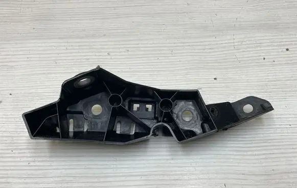 Volkswagen Golf VII Front bumper mounting bracket 5G0807050B
