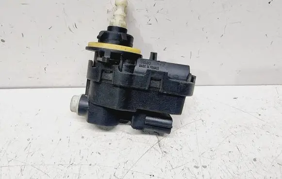 Peugeot 3008 I Headlight level adjustment motor 1610803580