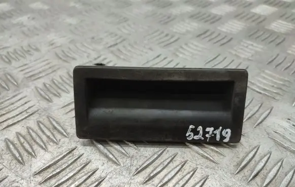 Volkswagen Tiguan Tailgate opening switch 5N0827566T