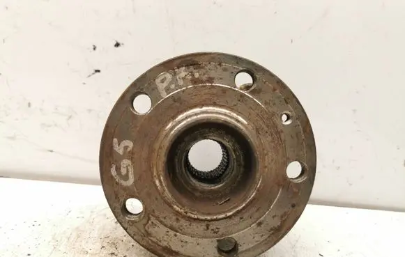 Volkswagen Golf V Front wheel bearing hub 