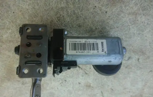 Jaguar XF Seat adjustment motor 974467101