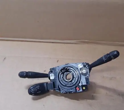 Nissan Pathfinder R51 Other switches/knobs/shifts 98235557ZD02