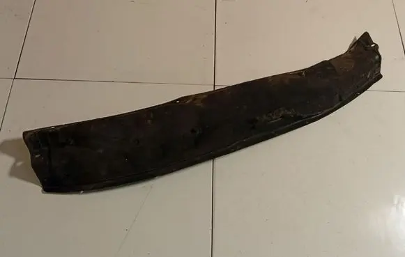 Nissan Tiida C11 Wiper trim 