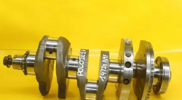 Volkswagen Polo IV 9N3 Crankshaft 045A