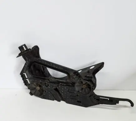 Skoda Octavia Mk2 (1Z) Other engine bay part 1Z0941340