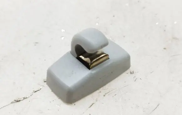 Sun visor clip/hook/bracket
